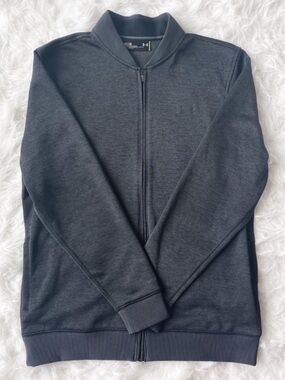 Under armour jackets size medium